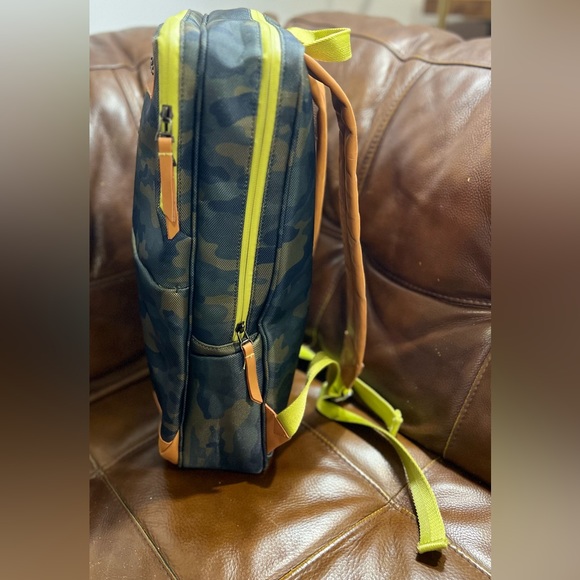 Robert Graham Russel Camo Backpack NWOT - Picture 3 of 9